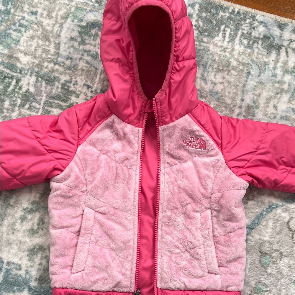 The North Face Reversable Fuzzy Pink Toddler Jacket 2T - Picture 4 of 8